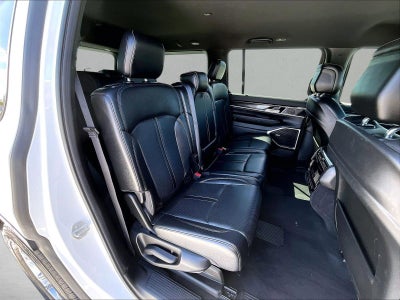 2024 Jeep Wagoneer Base