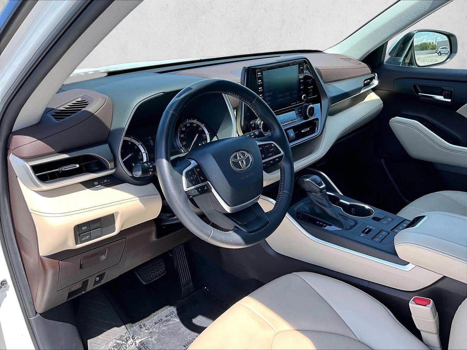 2022 Toyota Highlander XLE