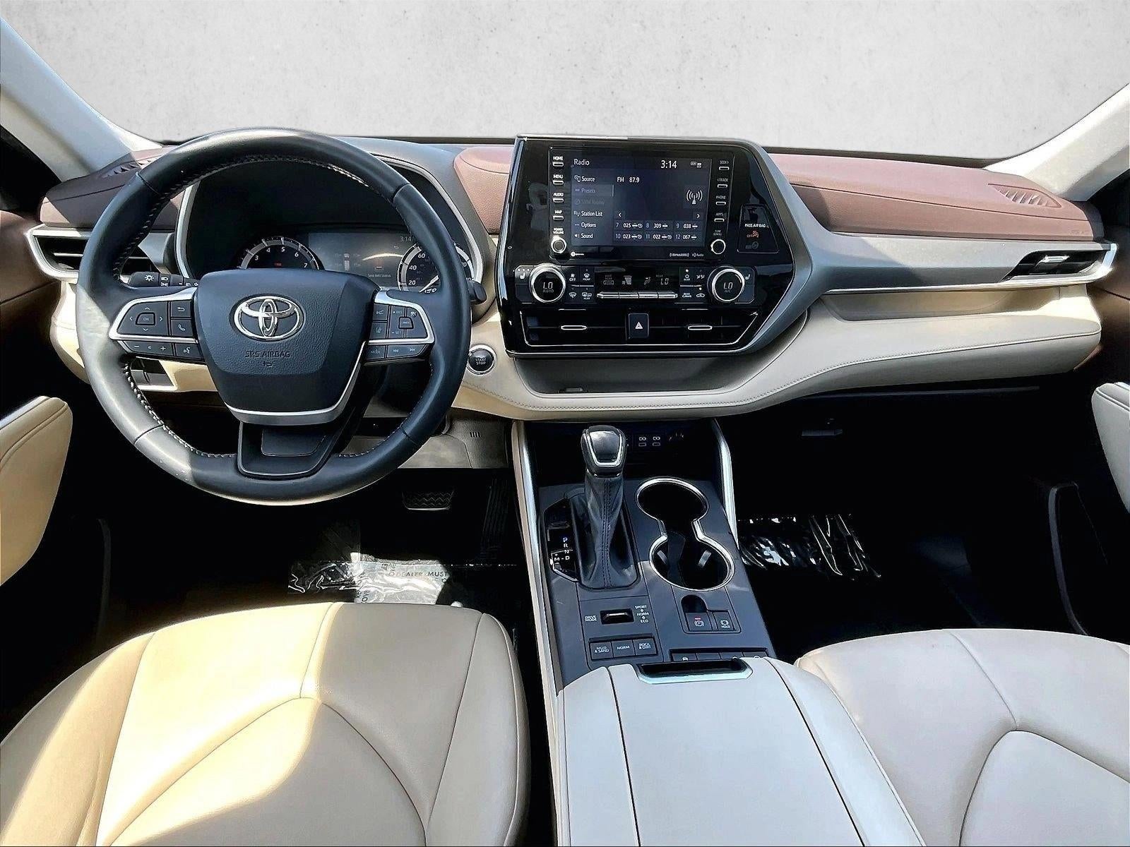 2022 Toyota Highlander XLE