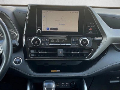 2024 Toyota Highlander Hybrid XLE