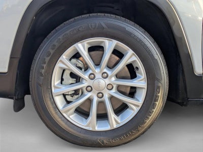 2022 Jeep Cherokee Latitude Lux