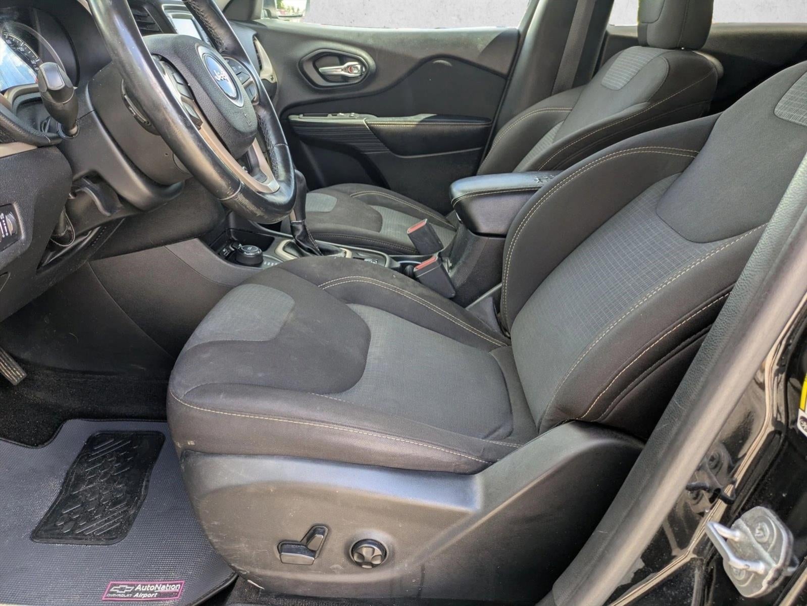 2017 Jeep Cherokee Latitude