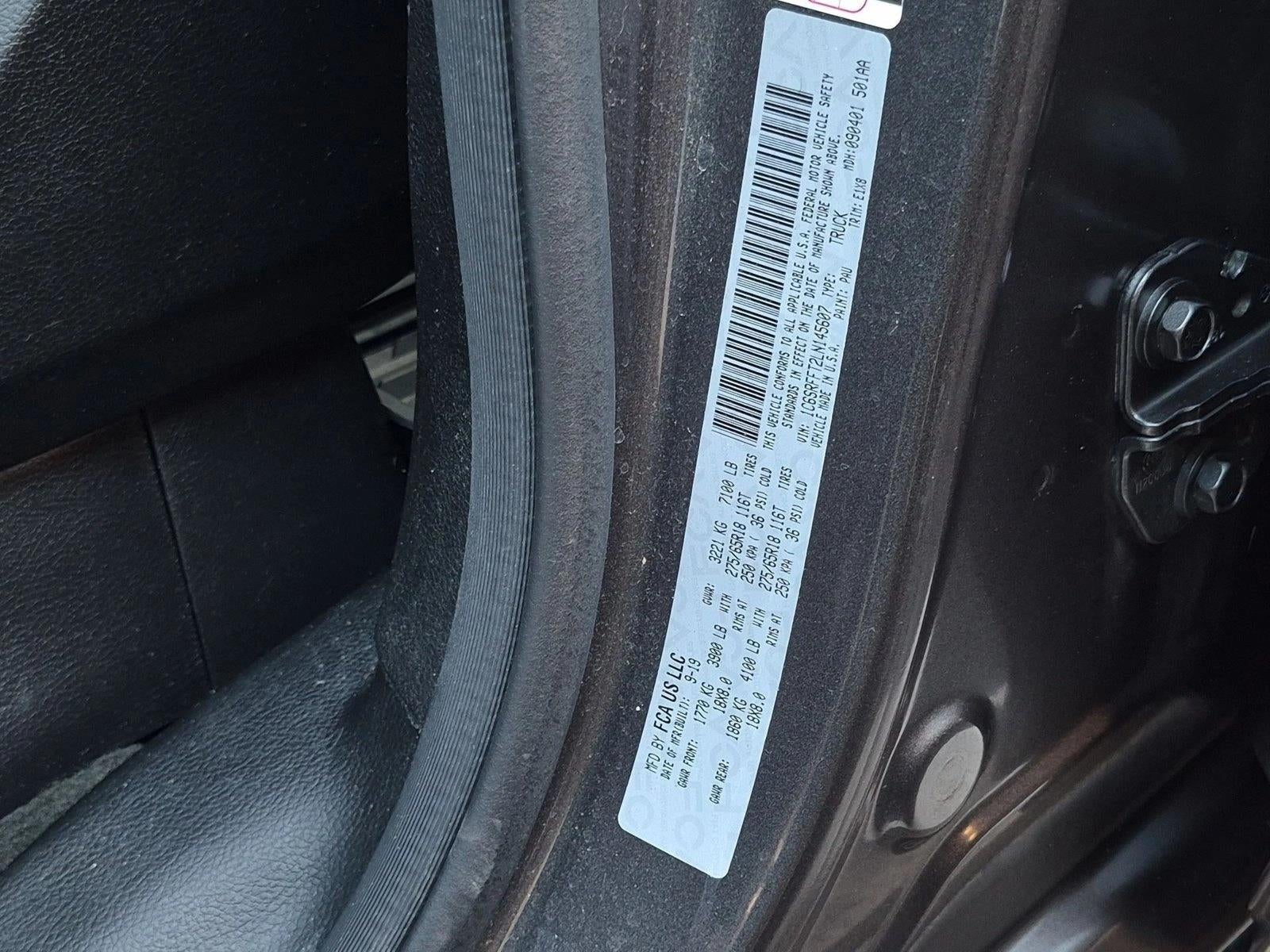 2020 RAM 1500 Big Horn Crew Cab 4x4 5'7" Box
