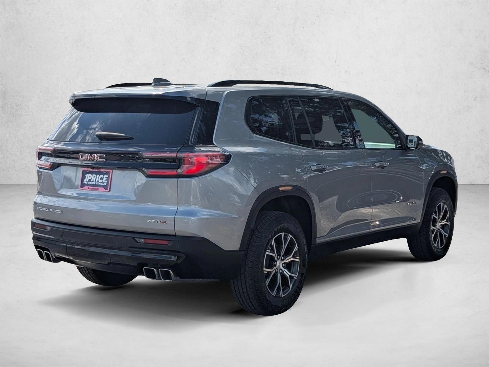 2025 GMC Acadia AT4