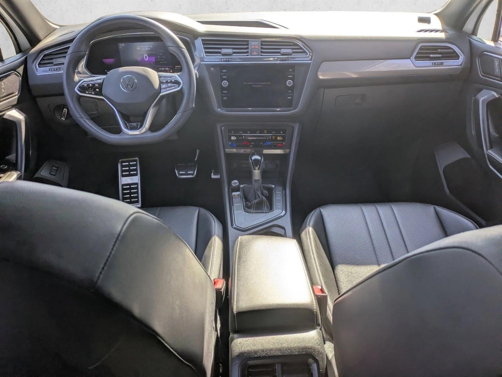 2022 Volkswagen Tiguan SE R-Line Black