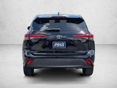 2022 Toyota Highlander L