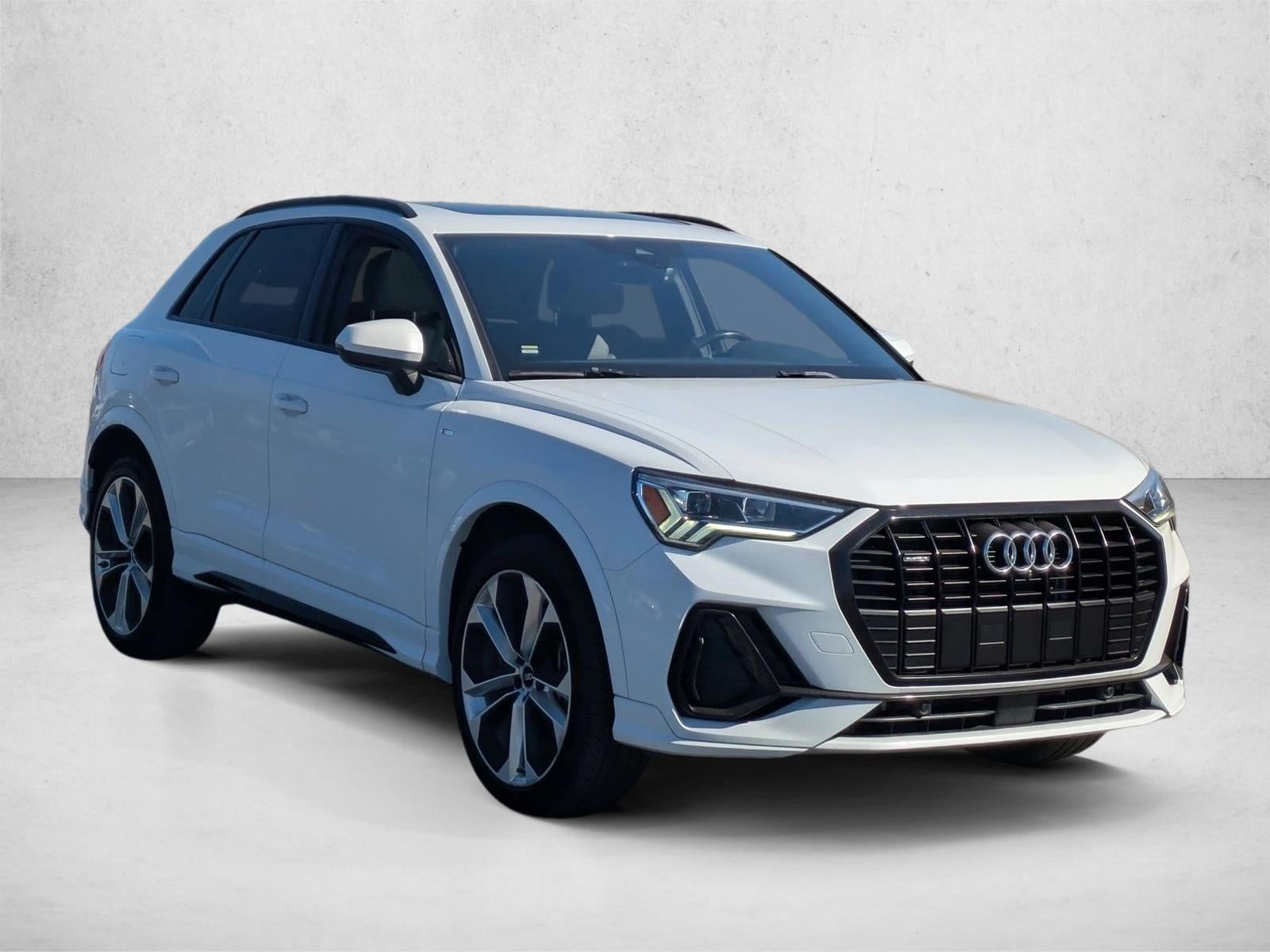 2022 Audi Q3 S line Premium Plus