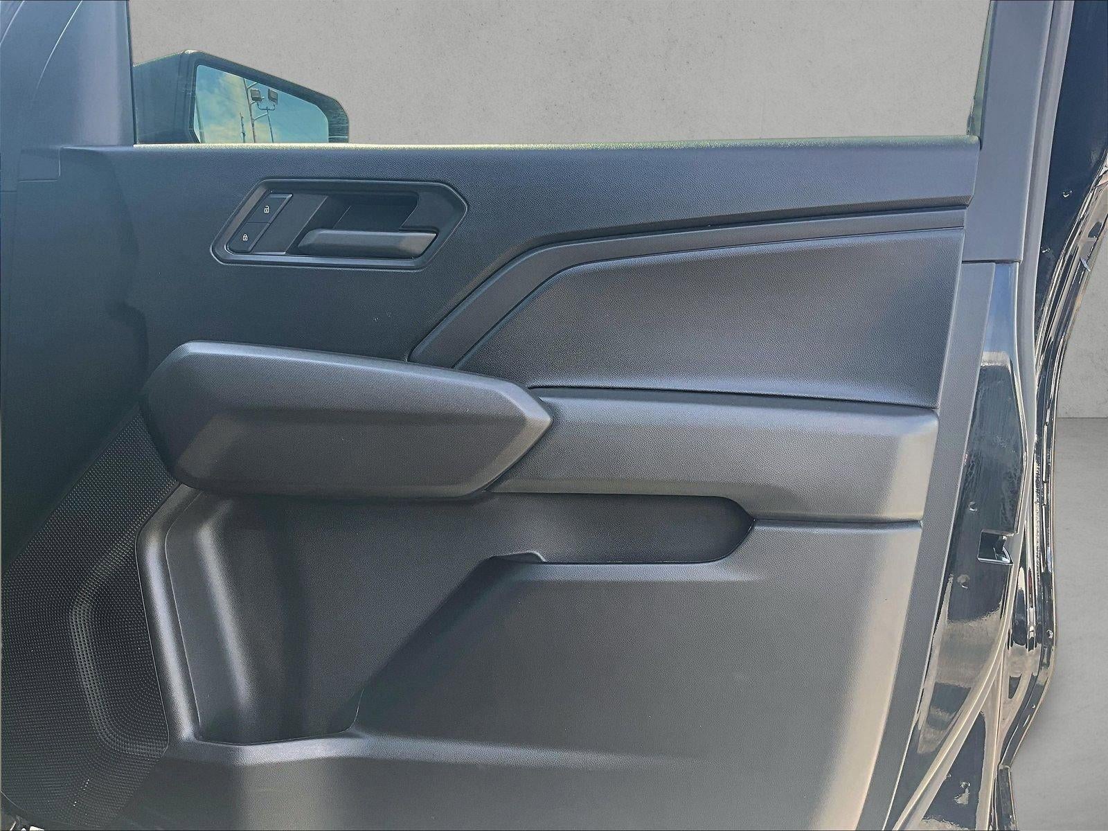 2024 Chevrolet Colorado WT