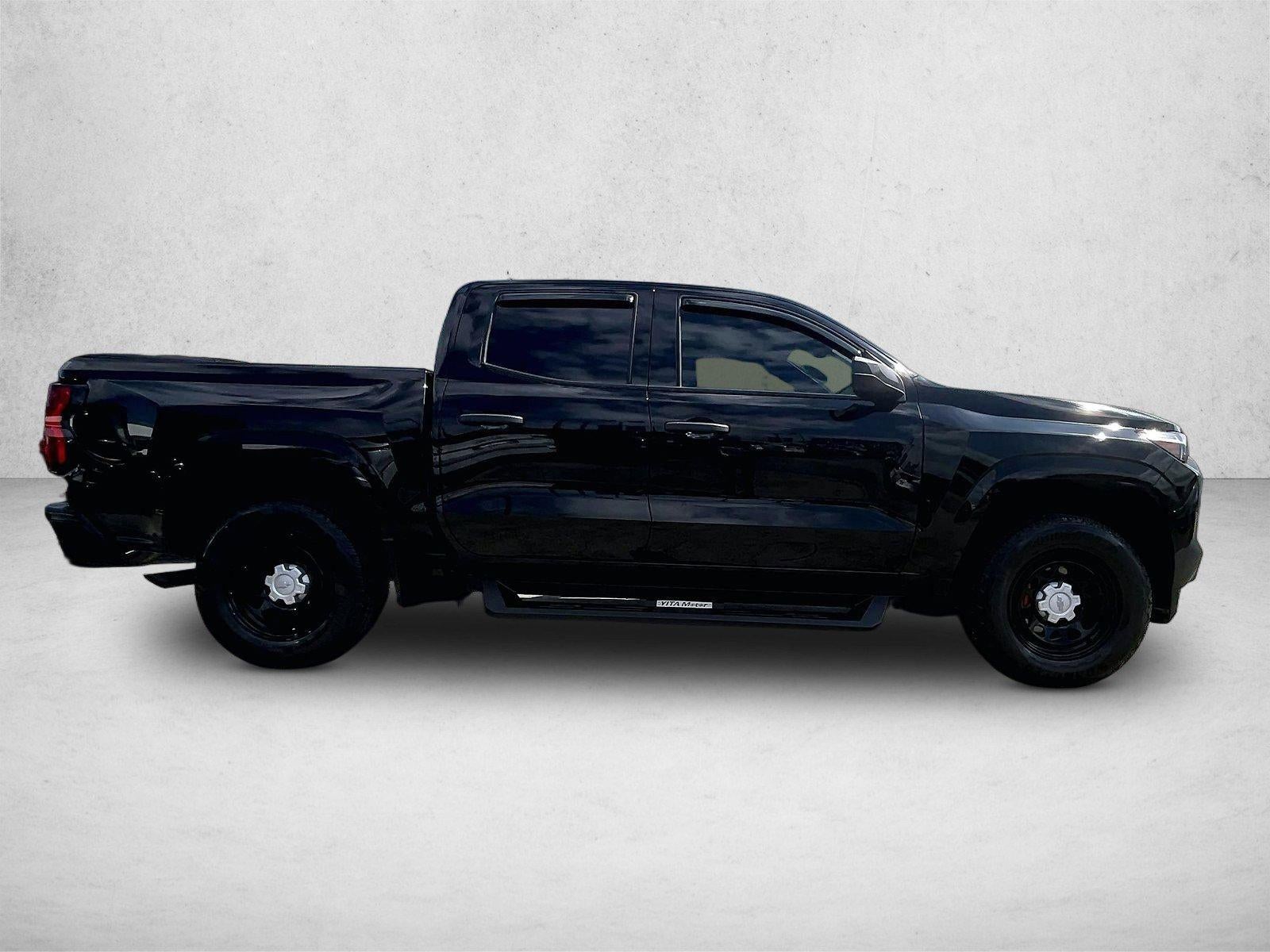 2024 Chevrolet Colorado WT