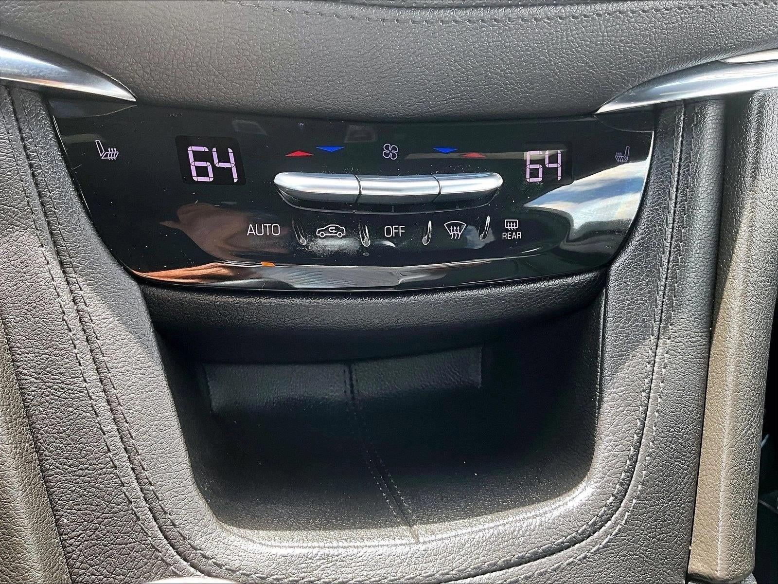 2020 Cadillac XT5 Luxury