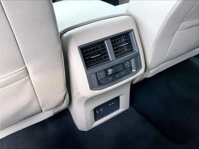 2023 Volkswagen Atlas 2.0T SE w/Technology