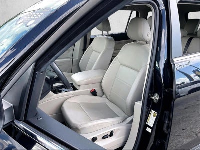 2023 Volkswagen Atlas 2.0T SE w/Technology
