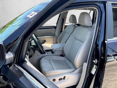 2023 Volkswagen Atlas 2.0T SE w/Technology