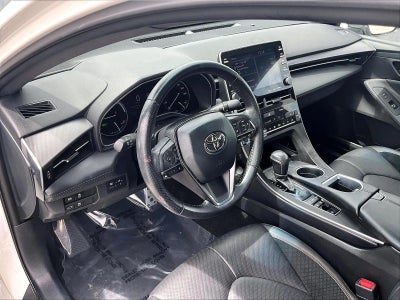 2020 Toyota Avalon Hybrid XSE