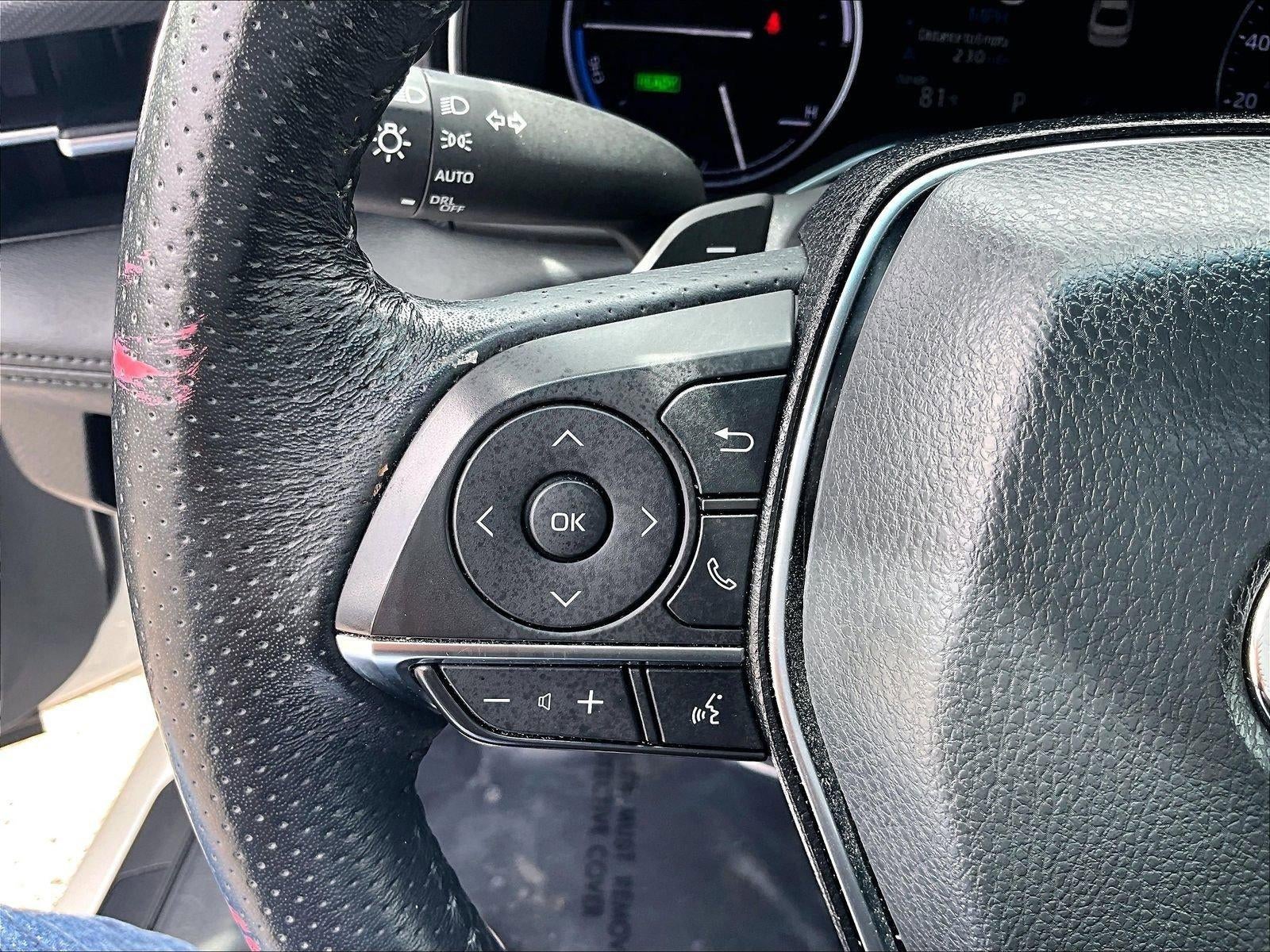 2020 Toyota Avalon Hybrid XSE