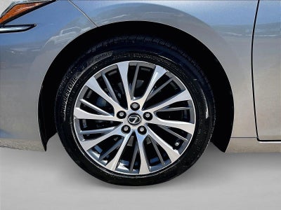 2020 Lexus ES 