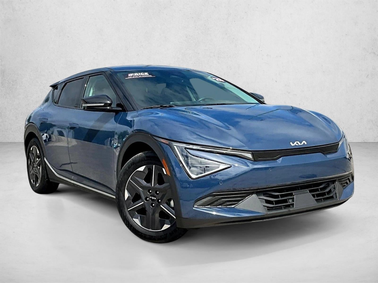 2025 Kia EV6 Light