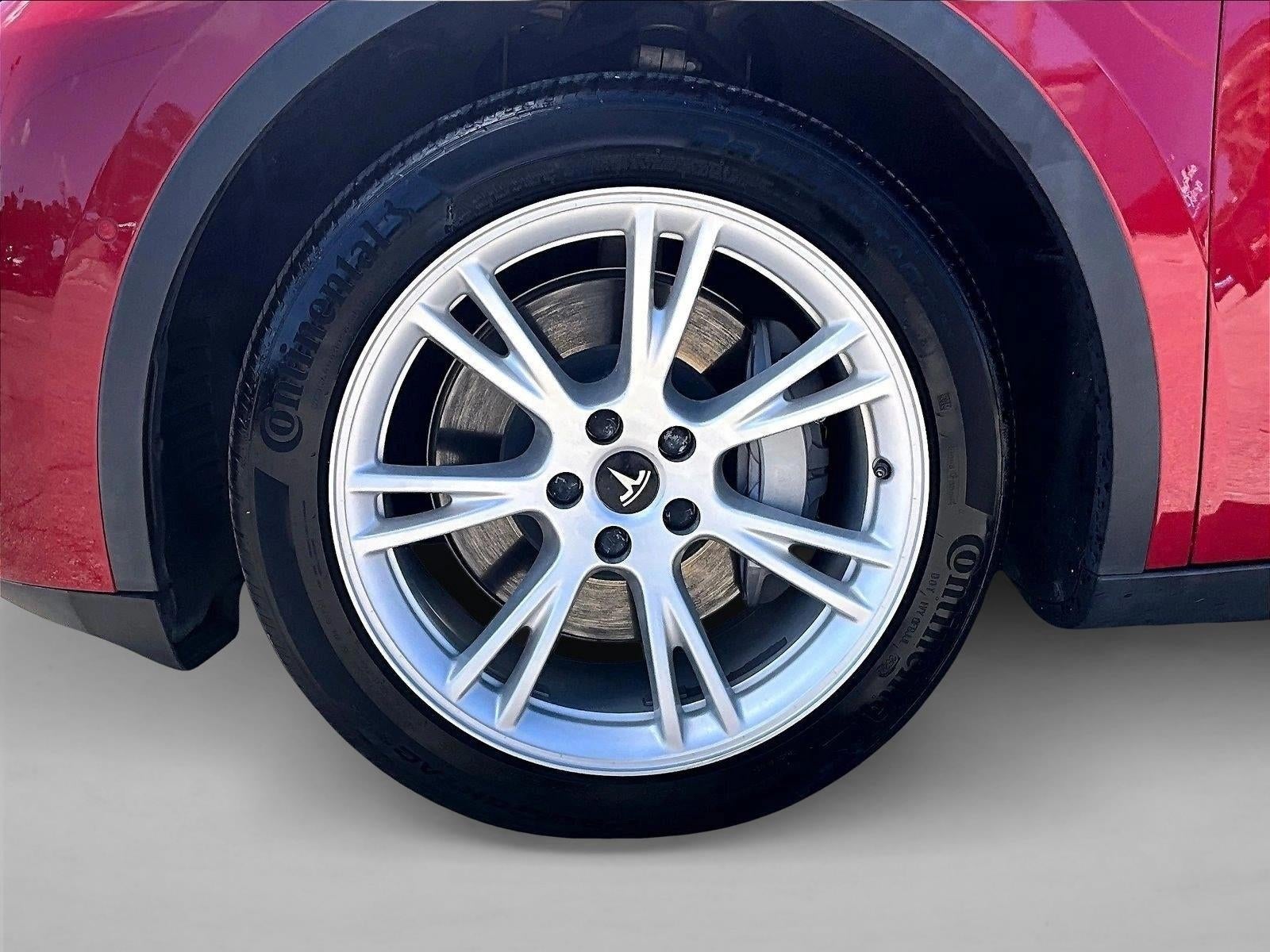 2022 Tesla Model Y Long Range Dual Motor All-Wheel Drive
