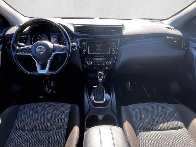 2022 Nissan Rogue Sport SV