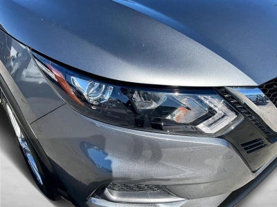 2022 Nissan Rogue Sport SV