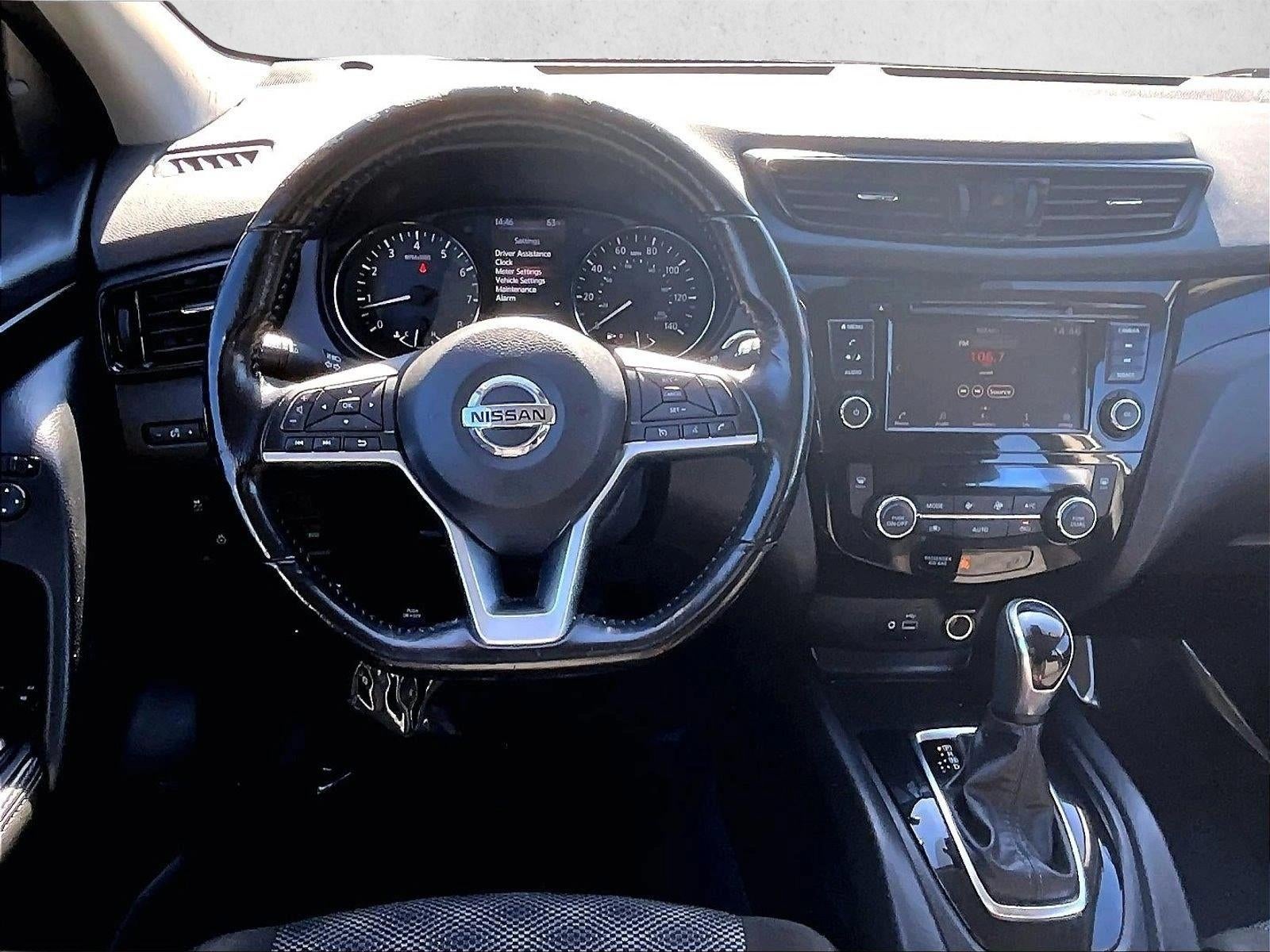 2022 Nissan Rogue Sport SV
