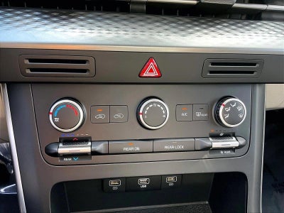 2023 Kia Carnival MPV LX Seat Package