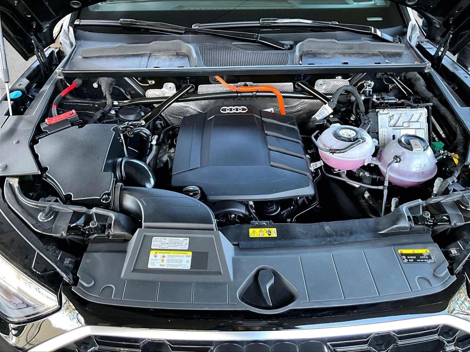 2022 Audi Q5 S line Premium Plus