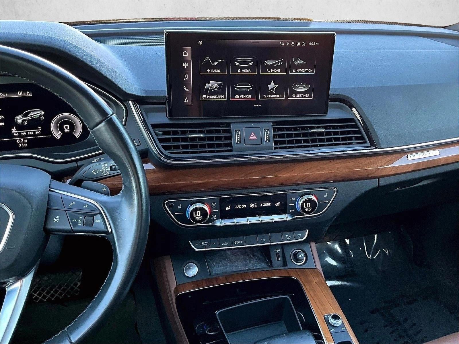 2022 Audi Q5 S line Premium Plus