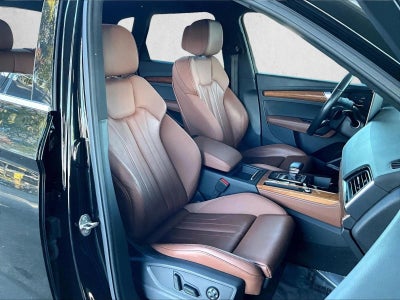 2022 Audi Q5 S line Premium Plus