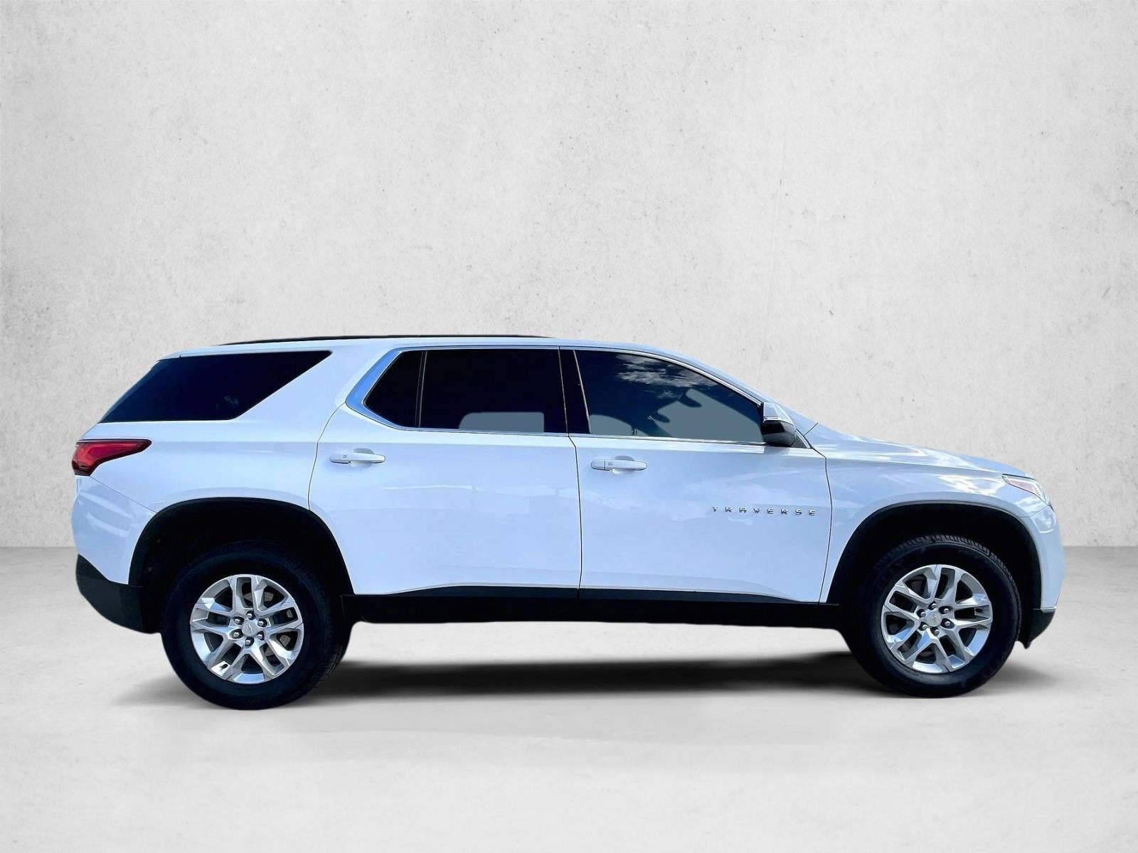 2021 Chevrolet Traverse LT Cloth