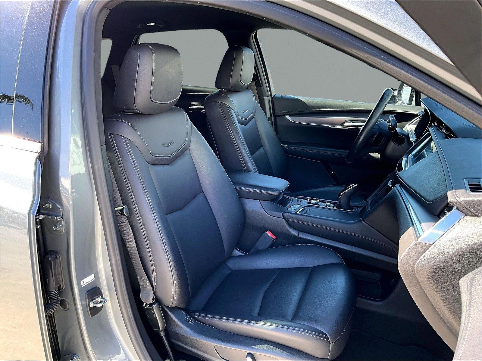 2023 Cadillac XT5 Luxury