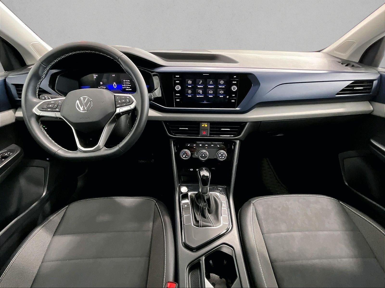 2023 Volkswagen Taos SE