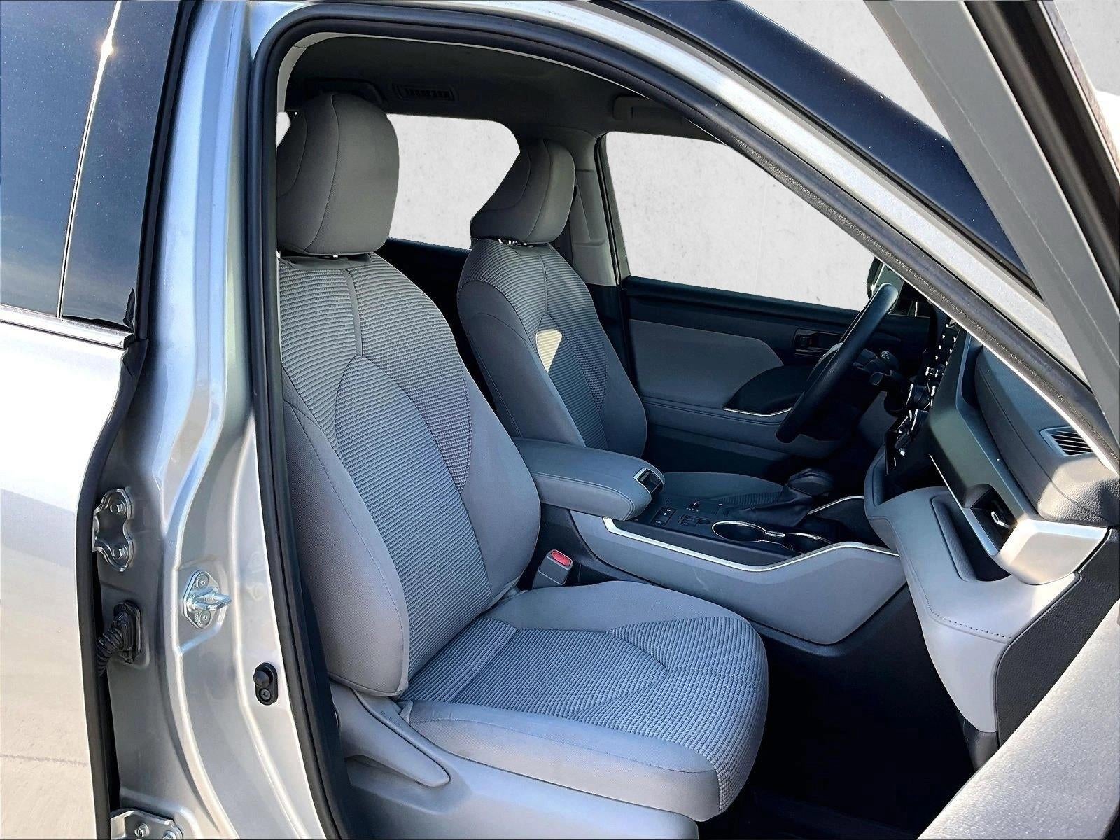 2021 Toyota Highlander L