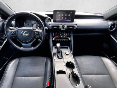2022 Lexus IS 