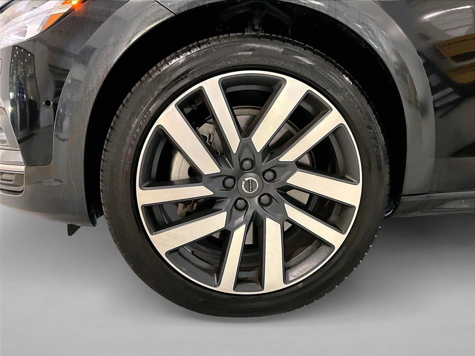 2025 Volvo V90 Cross Country Plus, B6 AWD Gas (mild hybrid)