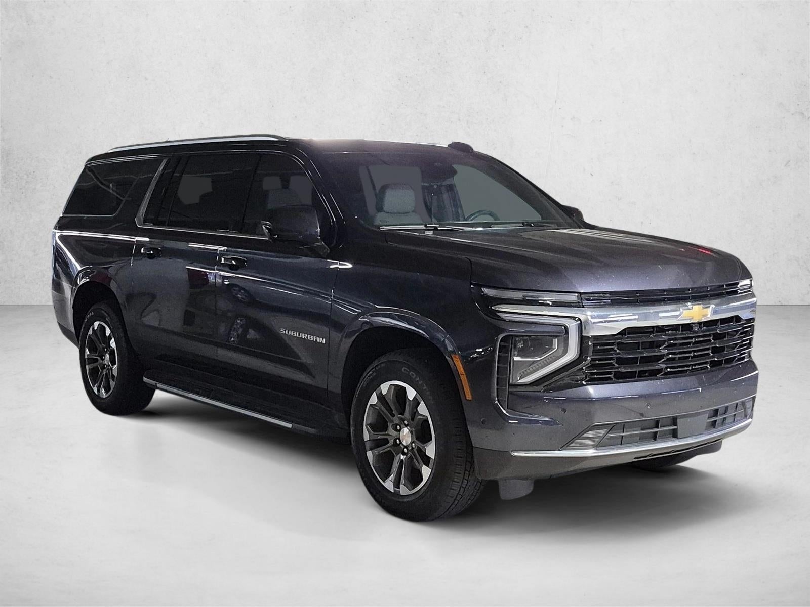 2025 Chevrolet Suburban LS