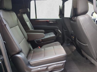2025 Chevrolet Suburban Base