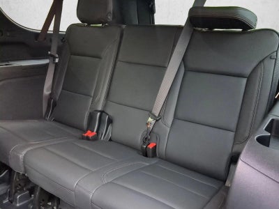 2025 Chevrolet Suburban Base