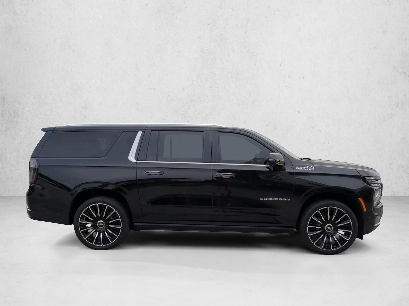2025 Chevrolet Suburban Base