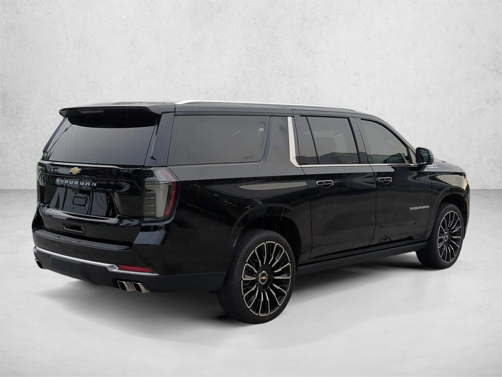 2025 Chevrolet Suburban Base