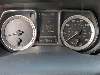 2019 Nissan TITAN SL