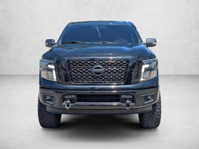 2019 Nissan TITAN SL