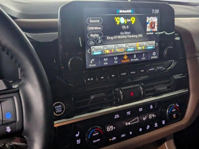 2022 Nissan Pathfinder Platinum 2WD