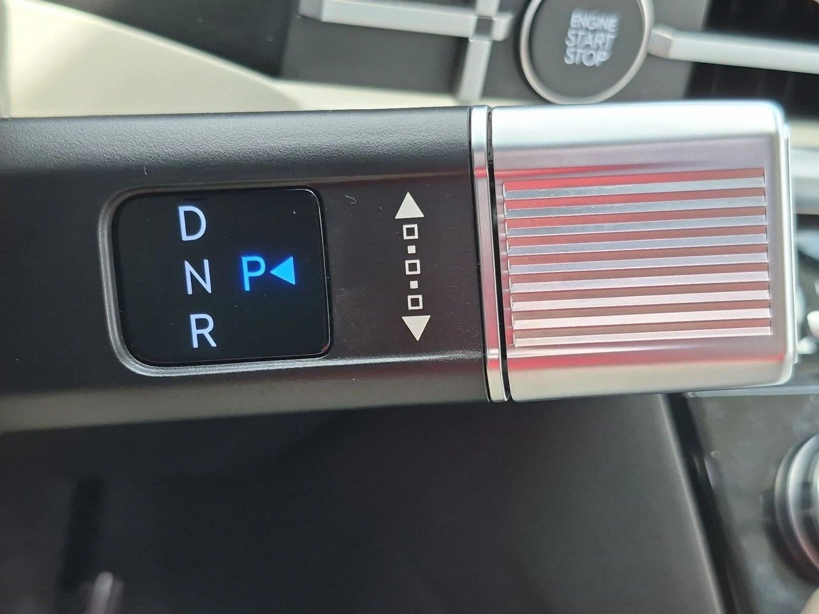2025 Hyundai Santa Fe SE