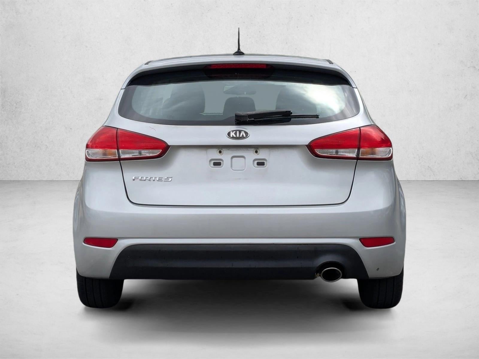 2017 Kia Forte5 LX