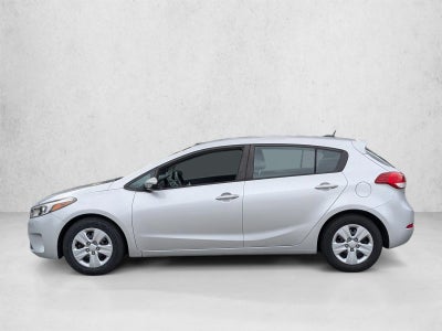 2017 Kia Forte5 LX