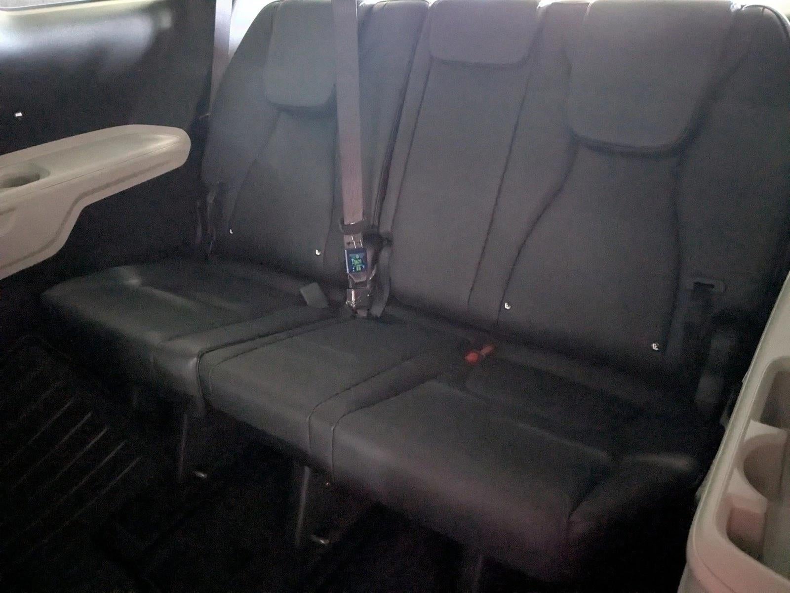 2023 Kia Carnival MPV LX Seat Package
