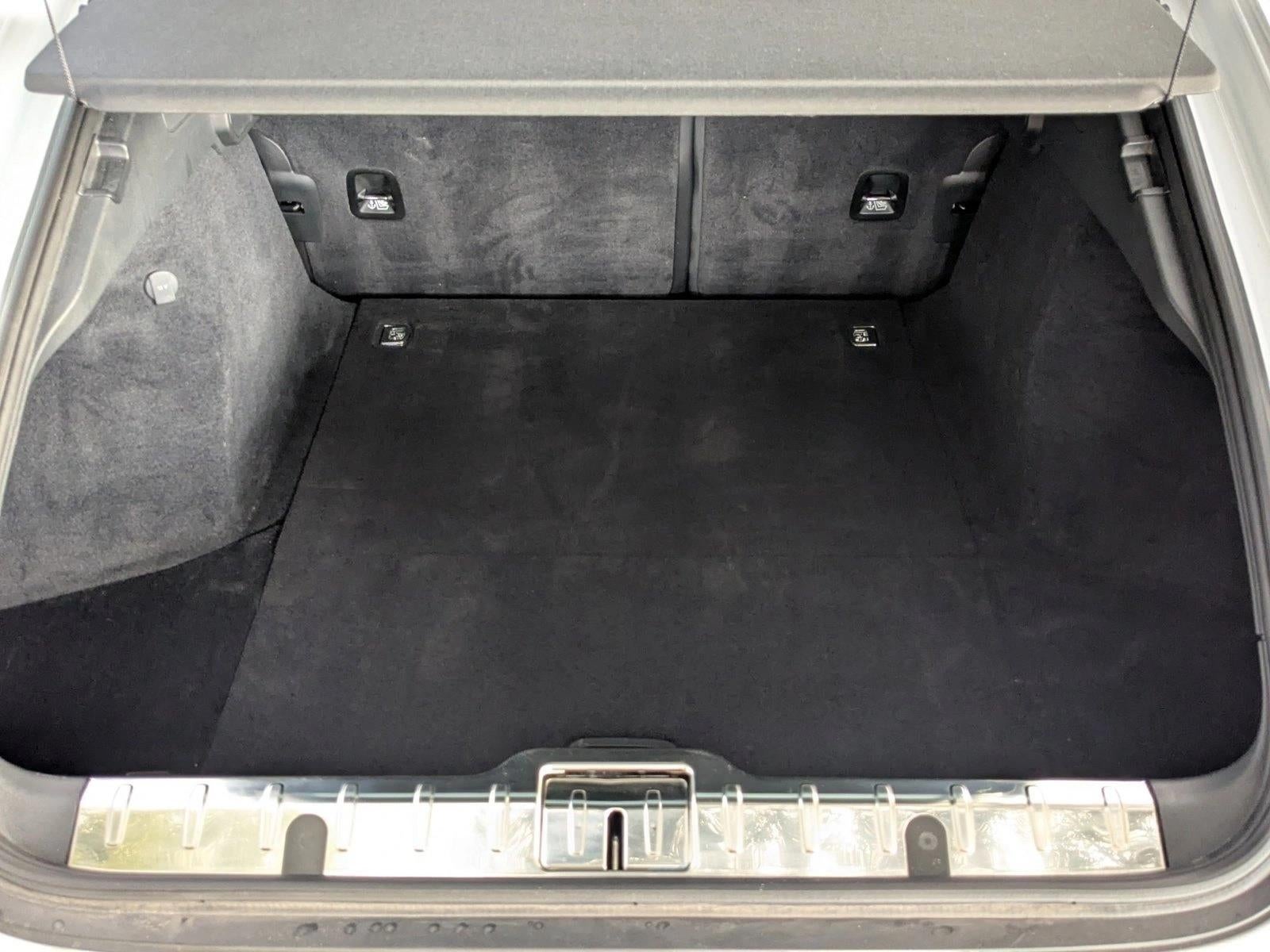 2022 Porsche Panamera Base