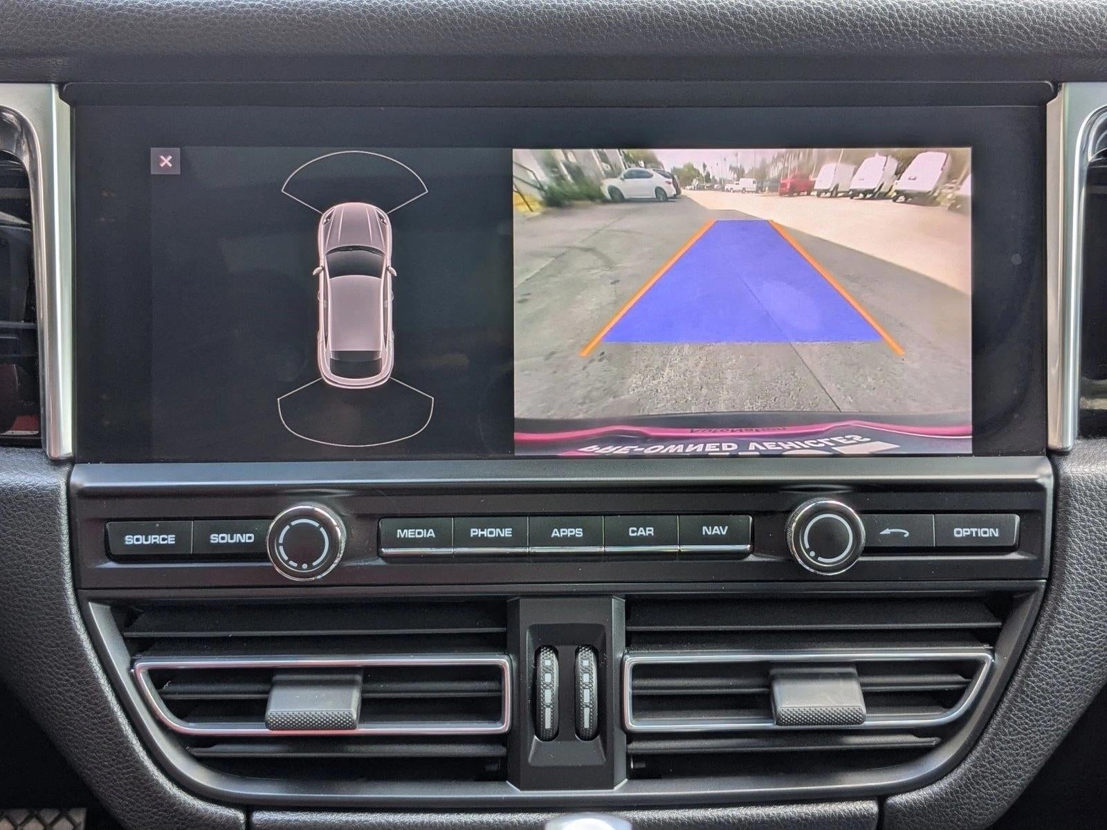 2021 Porsche Macan Base