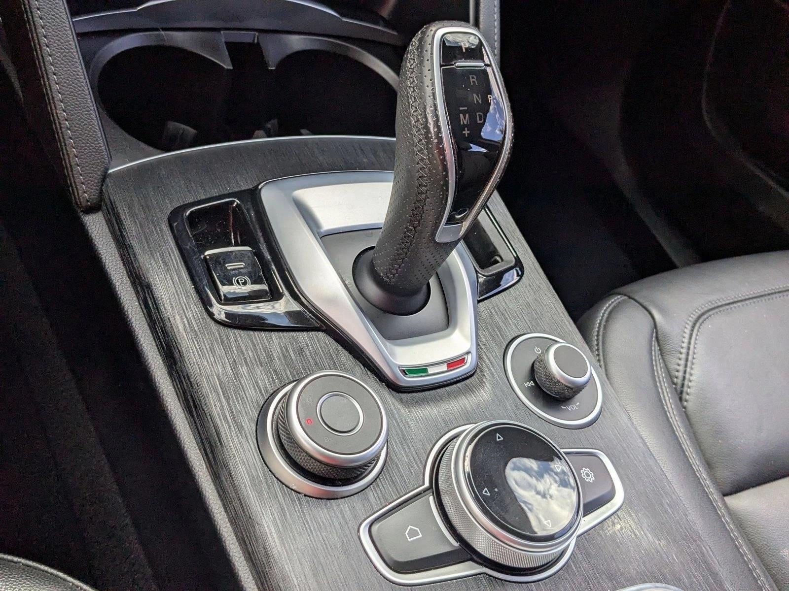 2023 Alfa Romeo Stelvio Sprint